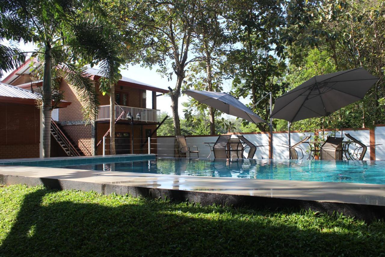 Hotel Tepraas Sigirîya Extérieur photo