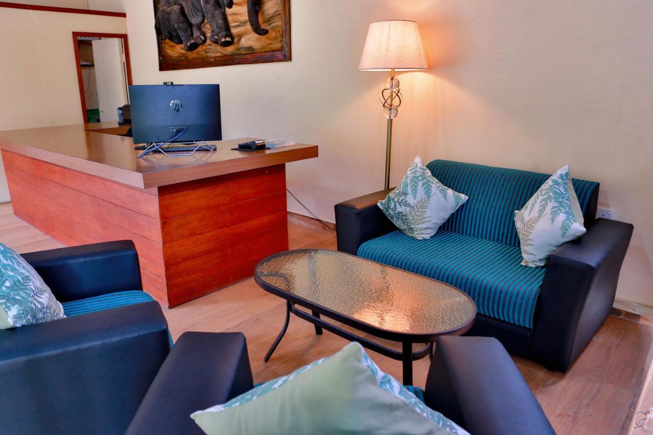 Hotel Tepraas Sigirîya Extérieur photo